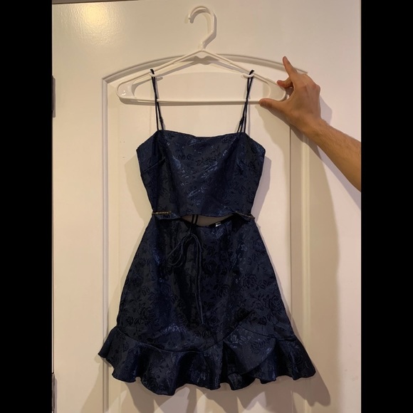 Briella Satin Jaquard Ruffle Set in Navy - Picture 5 of 5